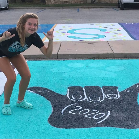 Meet your Posher, Celina - Picture 1 of 1